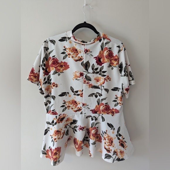 Mockneck Floral Top - Picture 2 of 5